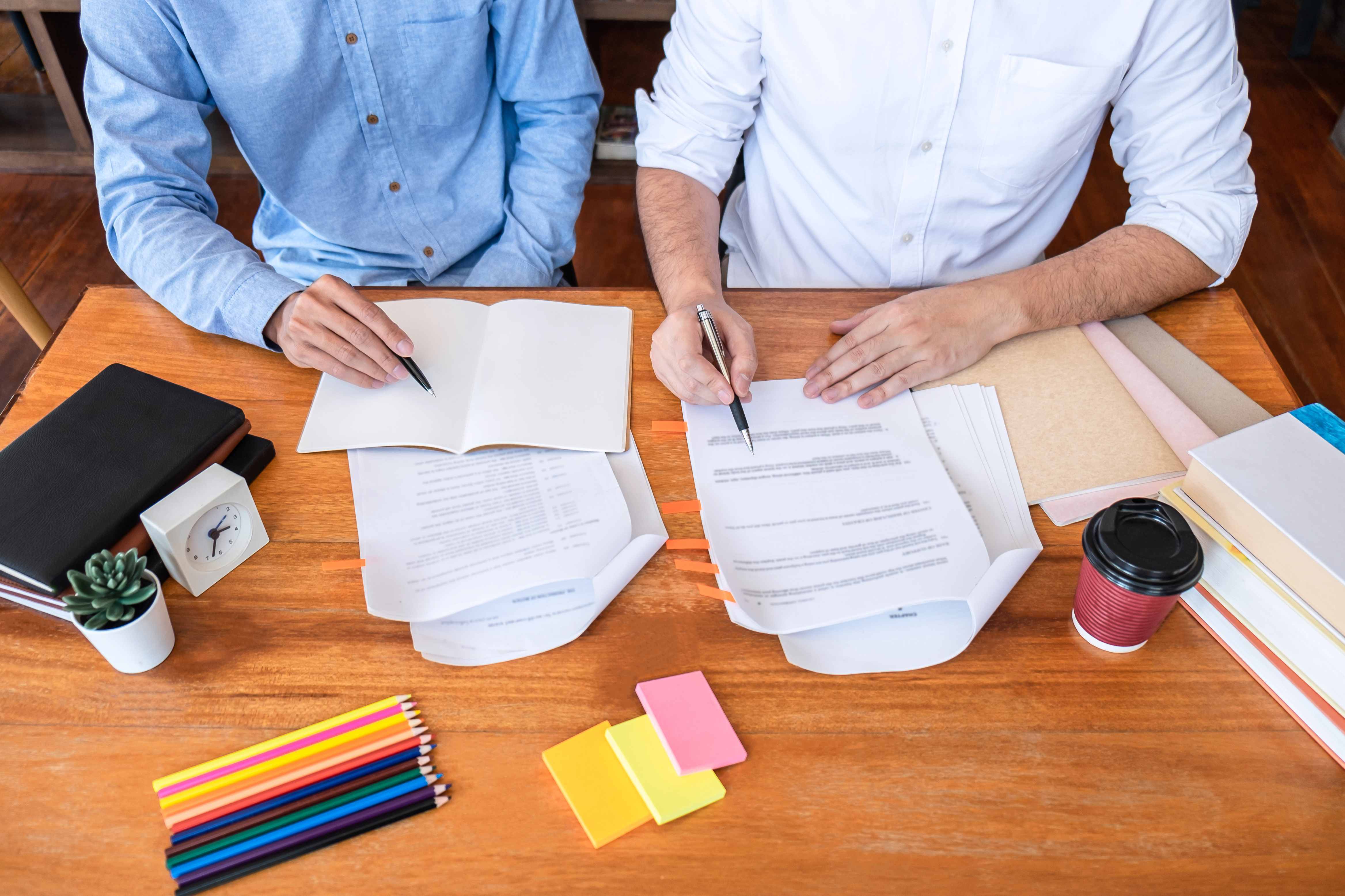 Особенности оформления реквизитов и заголовков