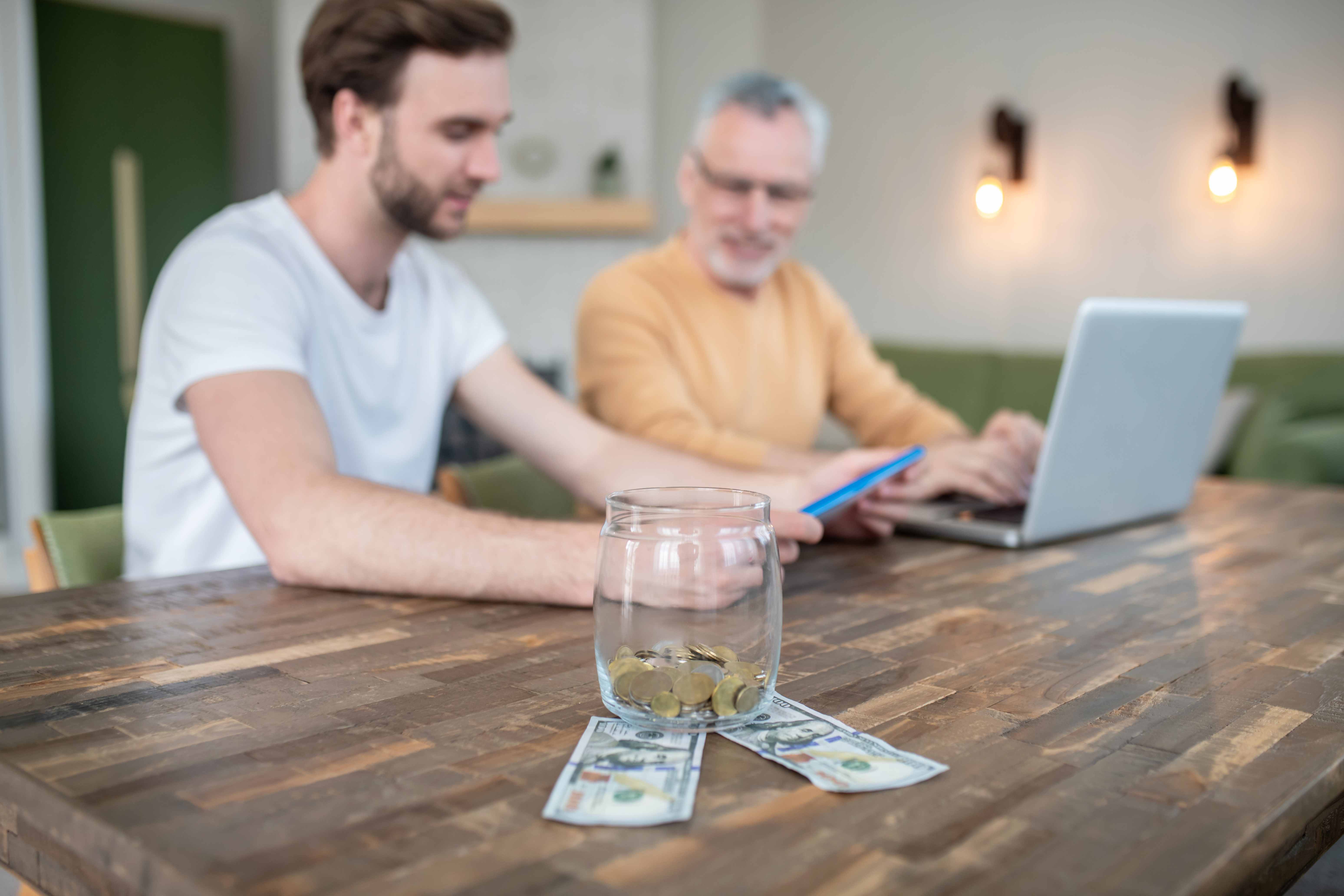 Как управлять деньгами в «WB Партнёрах»